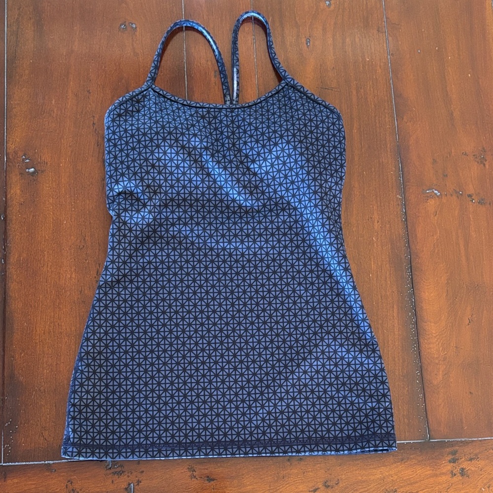 Lululemon Power Y Tank Top in Geometric Print Size 4
